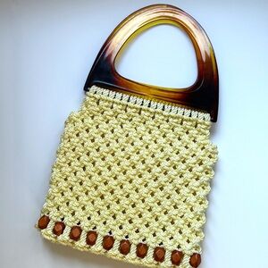 Vintage 70s Cream Handwoven Macrame Bag with Acrylic Tortoise Shell Handles